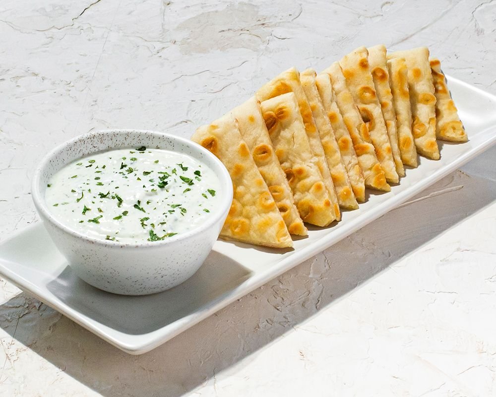 Tzatziki with Pita